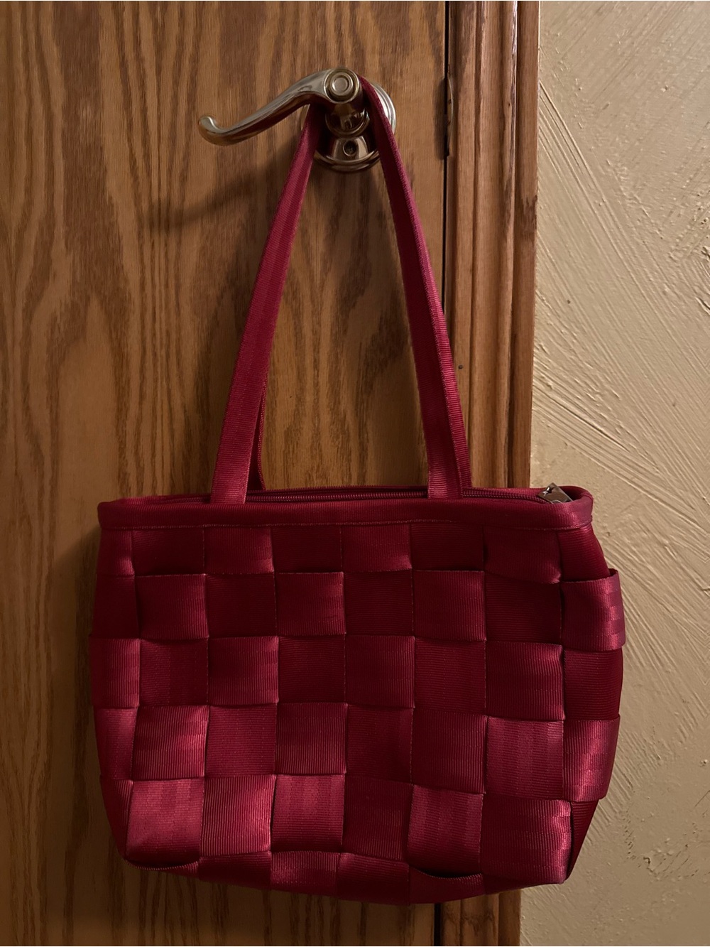 Harveys The Original Seatbelt Red Handbag purse
